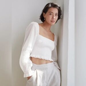 Wilfred Artizia Soiree Top in White Cropped Smocked Puff Sleeve Long Sleeve